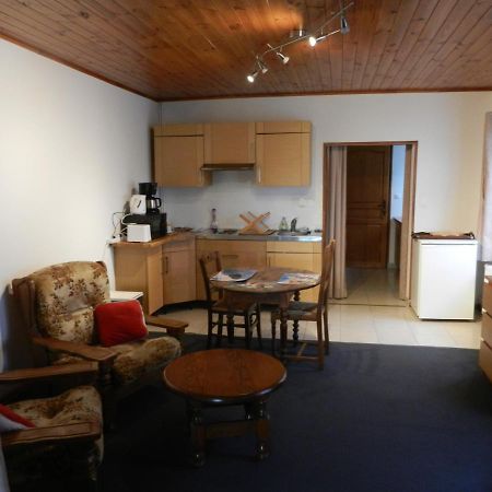 Hotel Les Charmilles De Mormal Landrecies Экстерьер фото