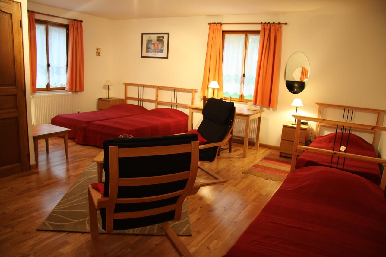 Hotel Les Charmilles De Mormal Landrecies Номер фото